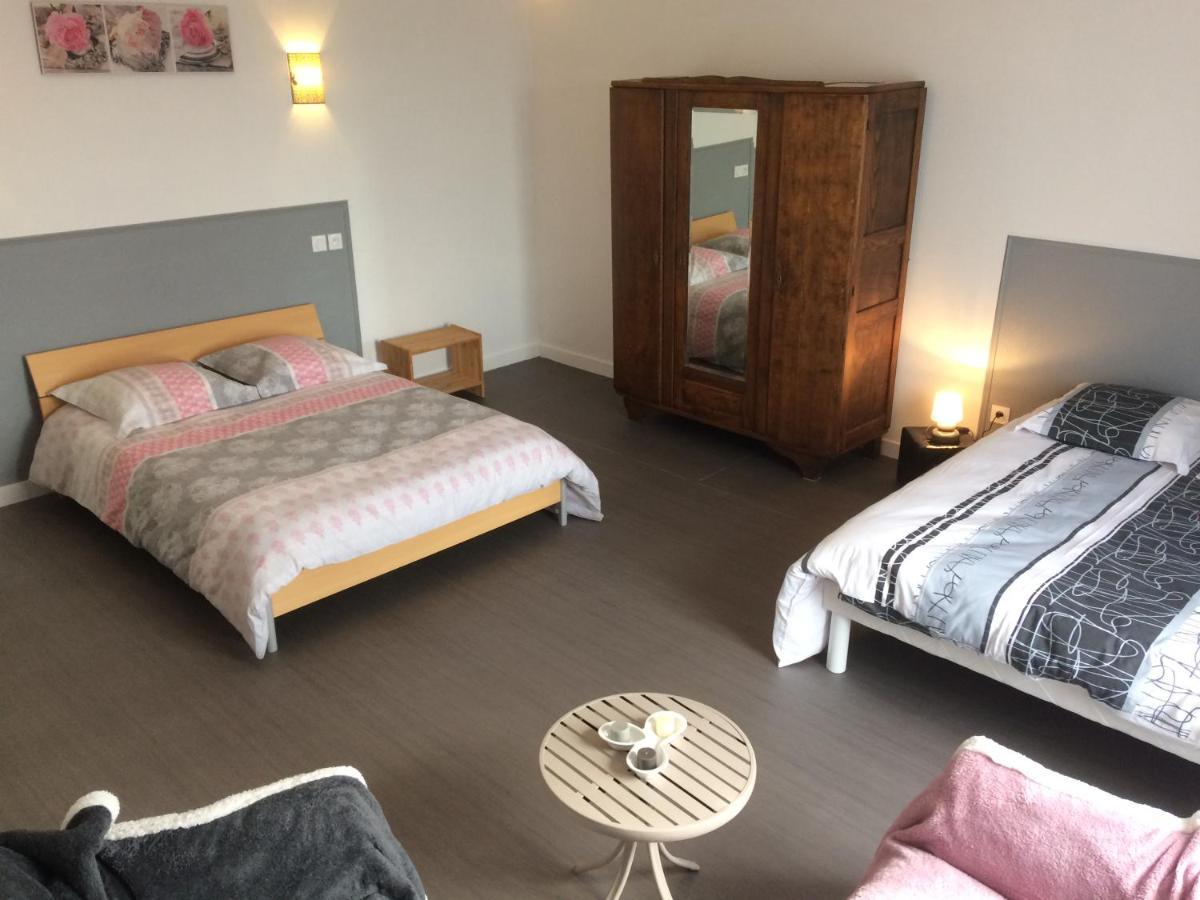 Chambres " Orchidees " Saint-Denis-de-Gastines 외부 사진