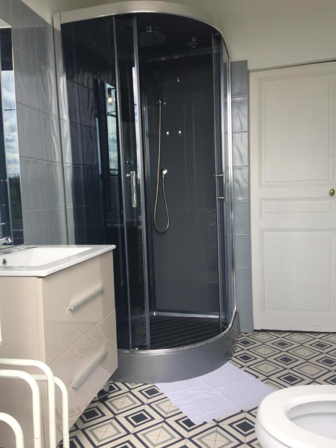 Chambres " Orchidees " Saint-Denis-de-Gastines 외부 사진